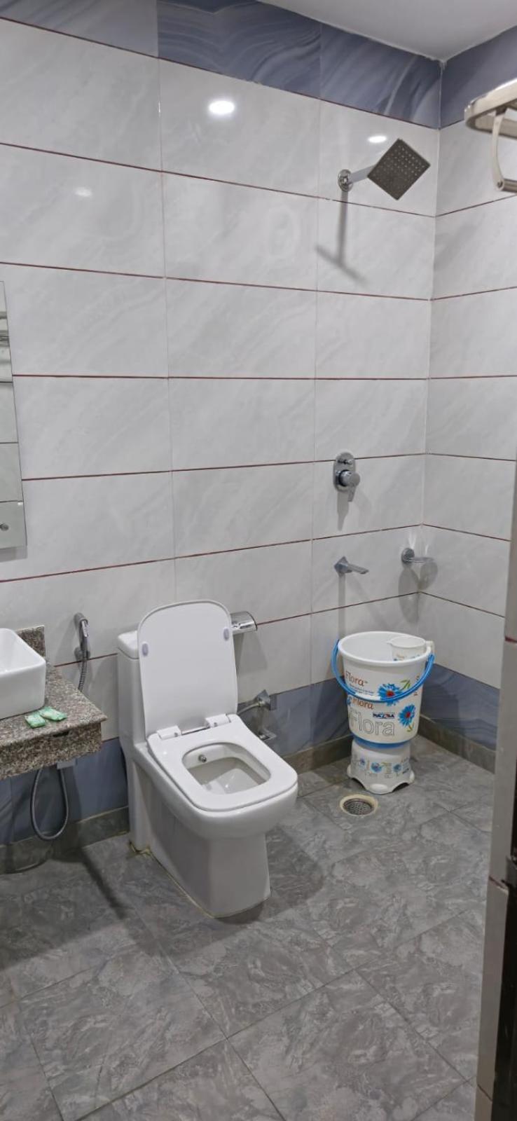 Hotel Satya Residency Katra  Zewnętrze zdjęcie