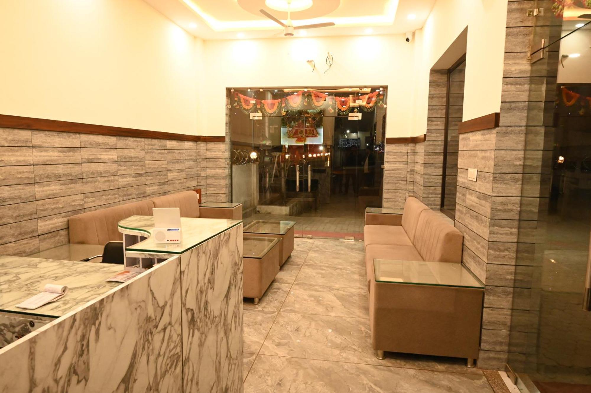 Hotel Satya Residency Katra  Zewnętrze zdjęcie